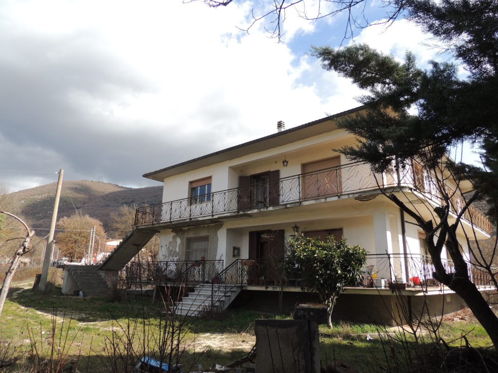 Living in Abruzzo